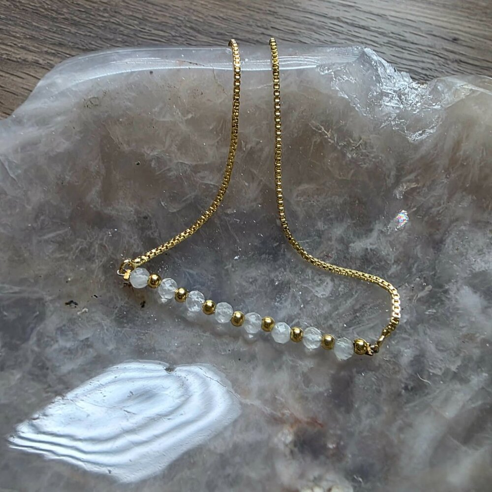 Venus and Vulcan Gold Adjustable Beaded Bracelet  NEW